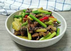 泡椒蒜苔炒鸡胗