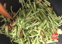 肉丝炒蕃薯藤的做法图解6