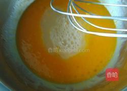 戚风蛋糕的做法图解6
