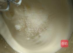 戚风蛋糕的做法图解12