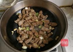 土豆炖牛肉的做法图解3