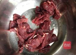 老式锅包牛肉的做法图解1