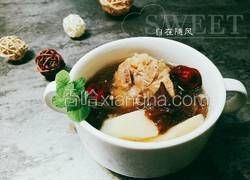 滑菇山药猪骨汤
