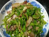 青椒炒猪头肉