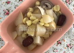 海底椰雪梨糖水
