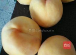 自制黄桃罐头的做法图解1