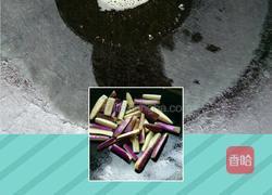 鸡珍爆炒茄子的做法图解2