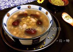 绿豆花生红枣甜汤