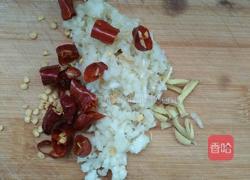 蚬子粉丝金针菇（香辣版）的做法图解3