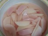 粉粉的桃罐头的做法[图]