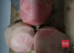 粉粉的桃罐头的做法图解1