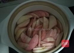 粉粉的桃罐头的做法图解3