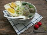 牛肉丸鸡蛋煮米粉的做法[图]