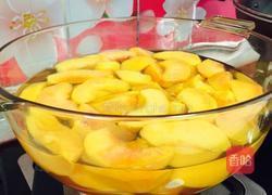 黄桃罐头的做法图解3