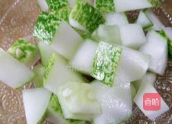 黄瓜胡萝卜蛋炒饭（蔬式蛋炒饭）的做法图解2