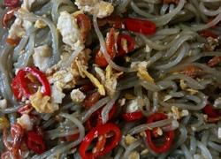 鸡蛋虾仁红椒粉丝面（中氏龙卷风面）