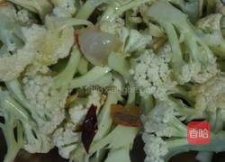 干锅花菜的做法图解5
