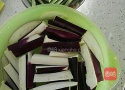 豆角烧茄子的做法图解1