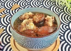 香菇炖排骨汤