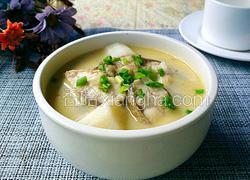 山药炖鱼汤