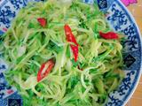 清炒嫩南瓜丝的做法[图]