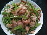 尖椒炒卤肉