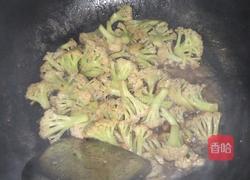 素炒菜花的做法图解6