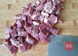土豆炖牛肉的做法图解1