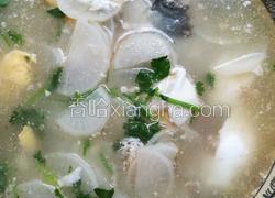 白萝卜鲫鱼汤