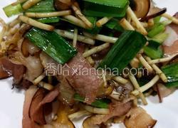 折耳根炒腊肉