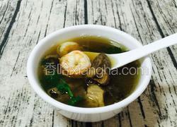 土猪肉海虾草菇汤