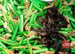 蒜苔炒肉丝的做法图解4