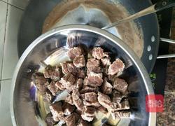 土豆烧牛肉的做法图解6