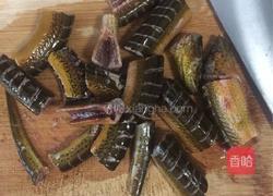 板栗炖黄鳝的做法图解8