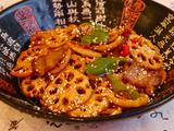 莲藕五花肉香锅的做法[图]