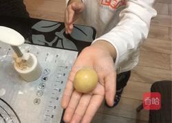 广式蛋黄月饼的做法图解6