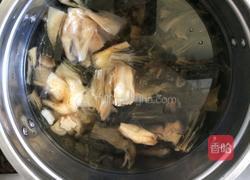 菜干煲鸡汤的做法图解6