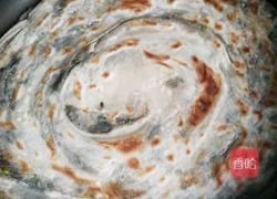 黑芝麻糊葱油饼的做法图解6