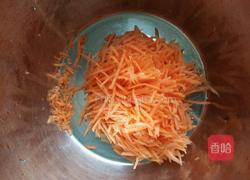 酱油炒饭的做法图解1