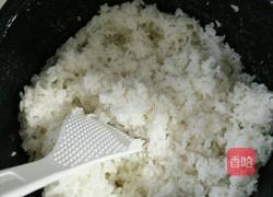 酱油炒饭的做法图解3
