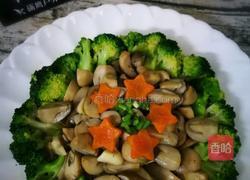 草菇炒西兰花的做法图解5