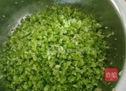 烫面冬瓜蒸饺的做法图解3