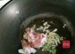 木耳炒白菜的做法图解9