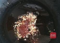 肉沫鱼豆腐炒粉丝的做法图解2