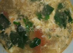 西红柿菠菜鸡蛋汤