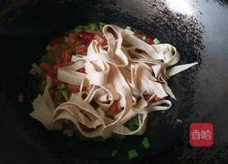 豆皮火腿炒油麦菜的做法图解8