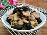 香菇黑木耳炒肉片