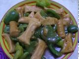 青椒炒虾饺（毛豆）