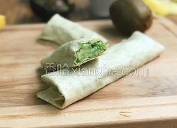 牛油果香蕉卷