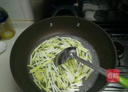 韭黄鸡蛋汤的做法图解3
